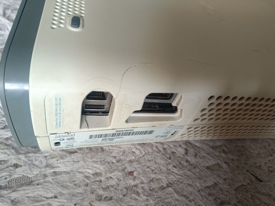 konsola Xbox 360 plus pad