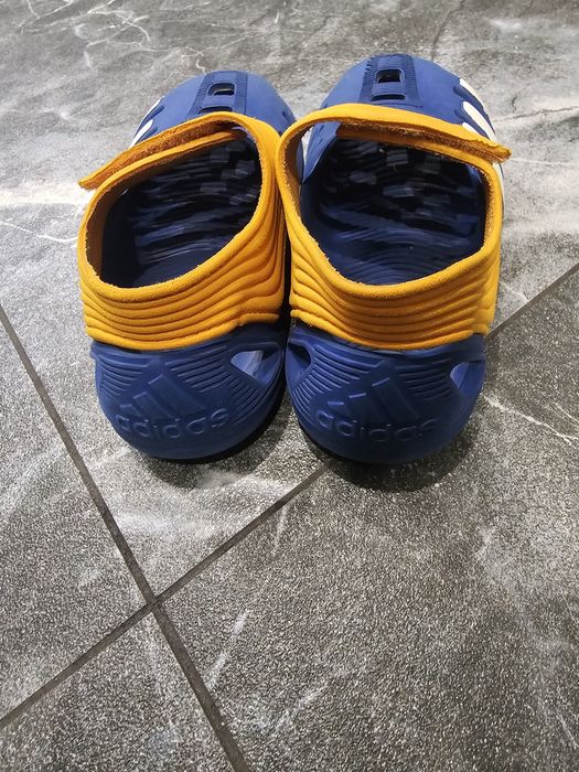 Sandały klapki chodaki Adidas 24 13.5 zsandal