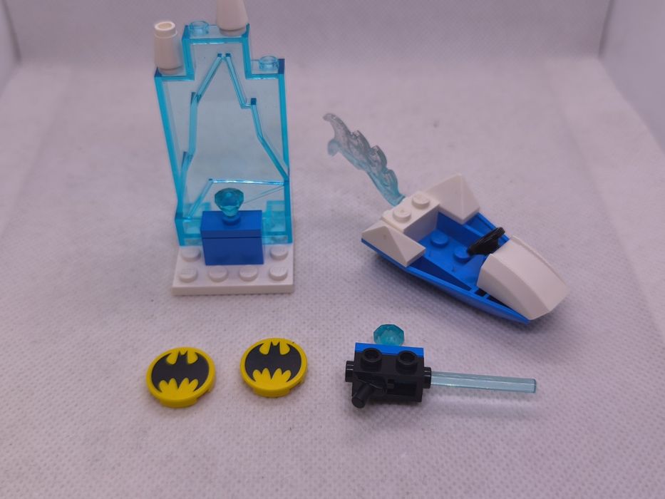 LEGO® 10737 Juniors - Batman kontra Mr. Freeze