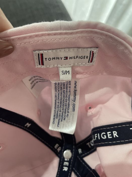 Chapeu menina tommy hilfiguer