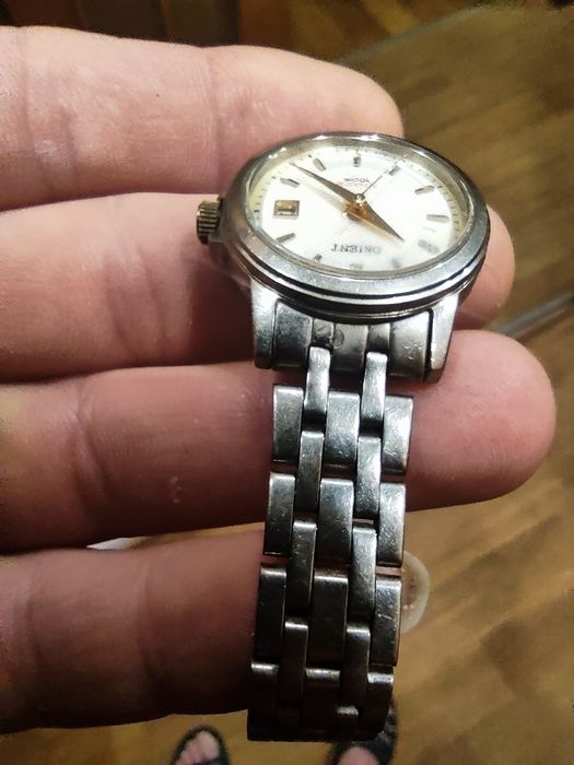 Часы женские, титановые Orient.