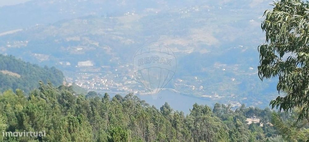 Terreno  para venda — Cinfães, Viseu