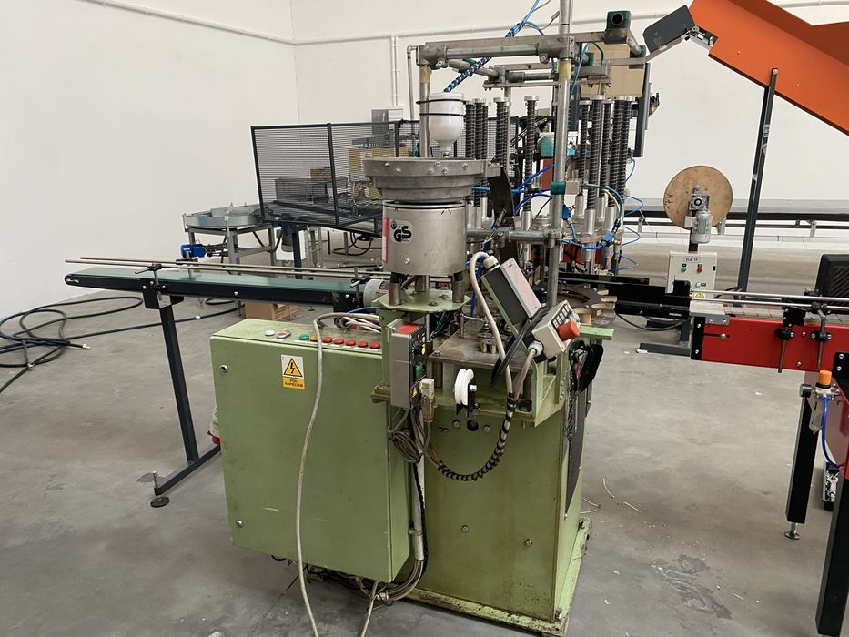 Linia do zalewania swiec zniczy wkladow