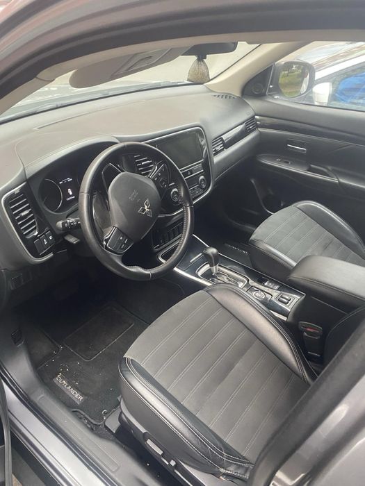Mitsubishi Outlander 2019