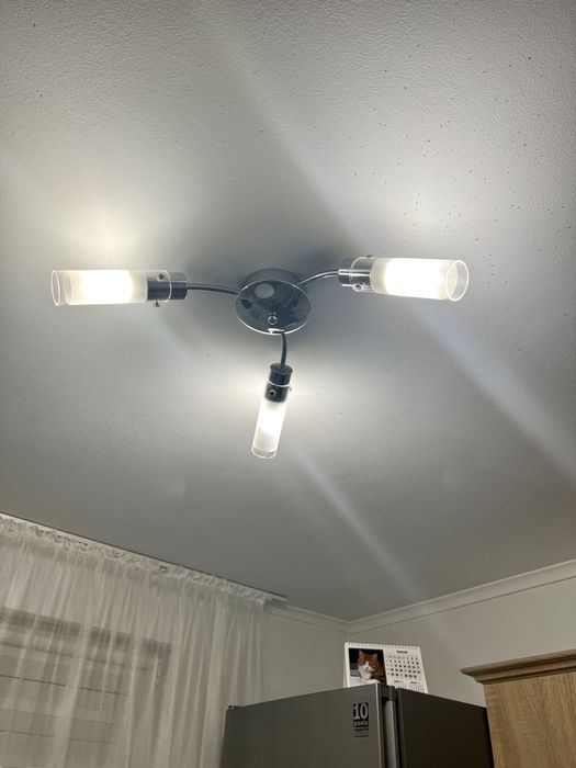 Люстра на три плафони ажурні тканеві білі,кремові