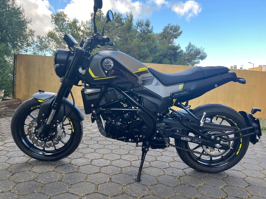 Benelli 250