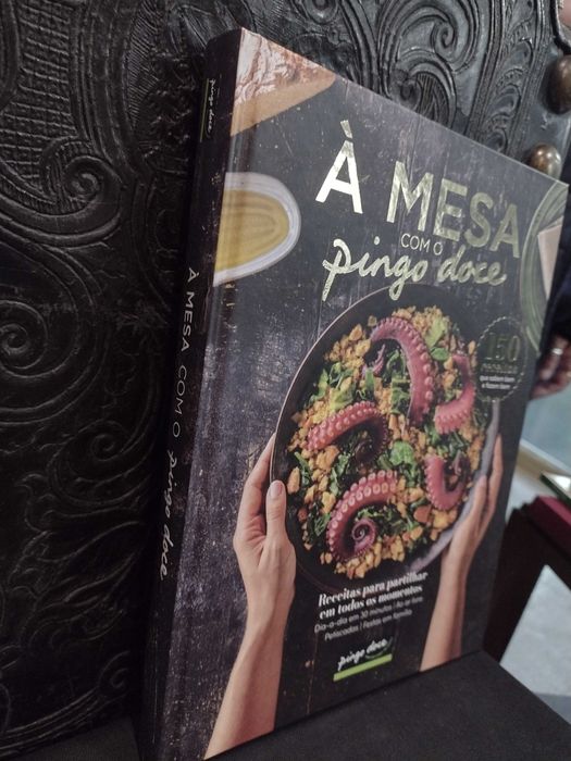 À Mesa 150 Receitas Pingo Doce
