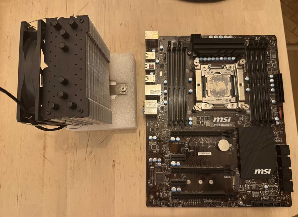MSI X99A Raider + intel i7 6800k + silentum pc