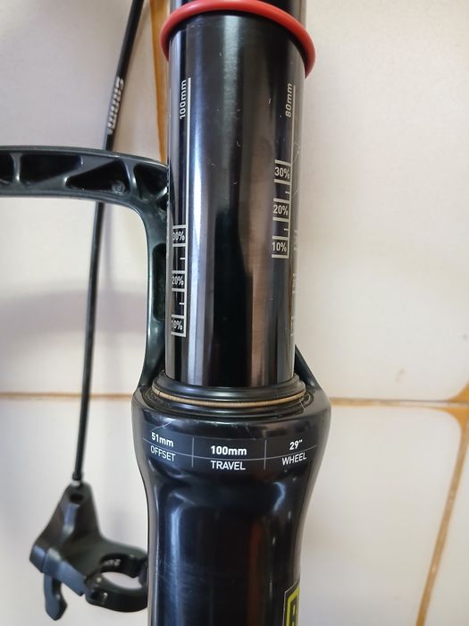 Suspensão rockshox