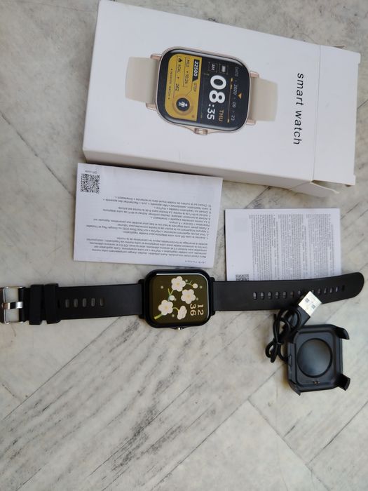 Smartwatch - nowy.