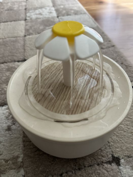 Фонтанчик для котика/собачки, фонтанчик для пиття водички