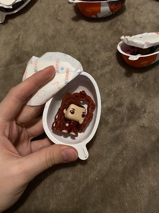 Figurka Eleven ("El") upside kinder joy stranger things.