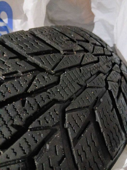 Продам  155/65/14 ЗИМОВІ Nokian/ Відмінний стан. Комплект