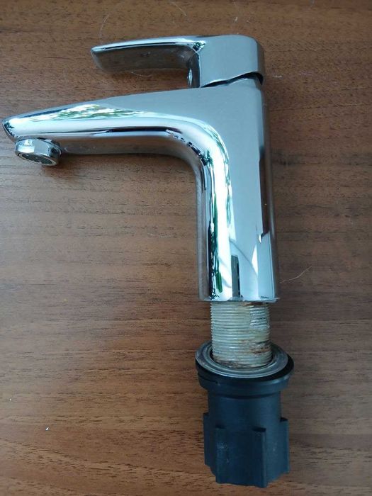 Продам змішувач води