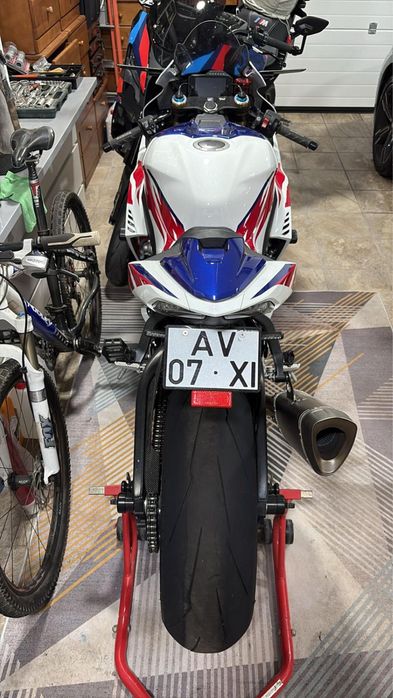 Honda cbr 1000 sp edição limitada 30 anos