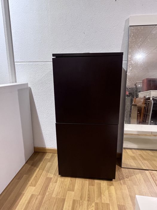 Sapateiras / armario de sala