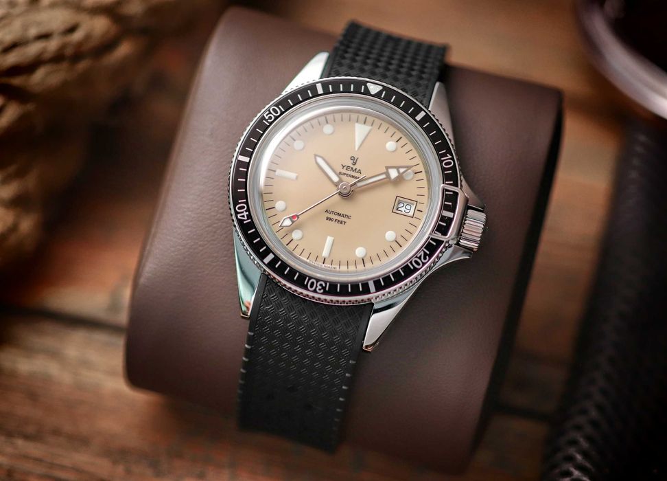YEMA Superman Heritage YSUP25A39-ERBIS - 39 mm Zegarek Męski