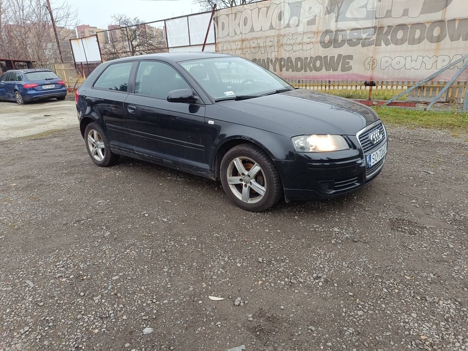 Audi a3 1.6 MPI lekko uszkodzone