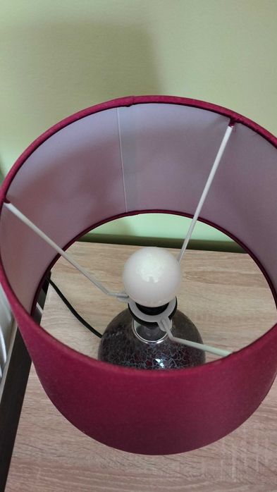 Lampa stołowa bordowa Meble Agata
