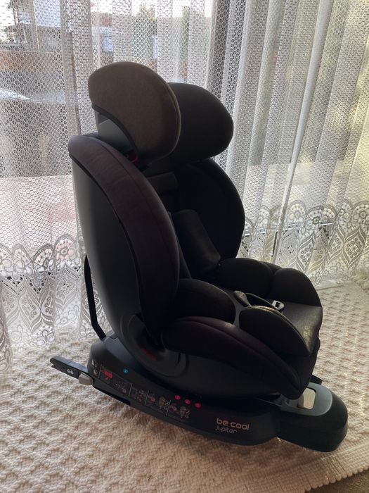 Cadeira com isofix e roda para o lado