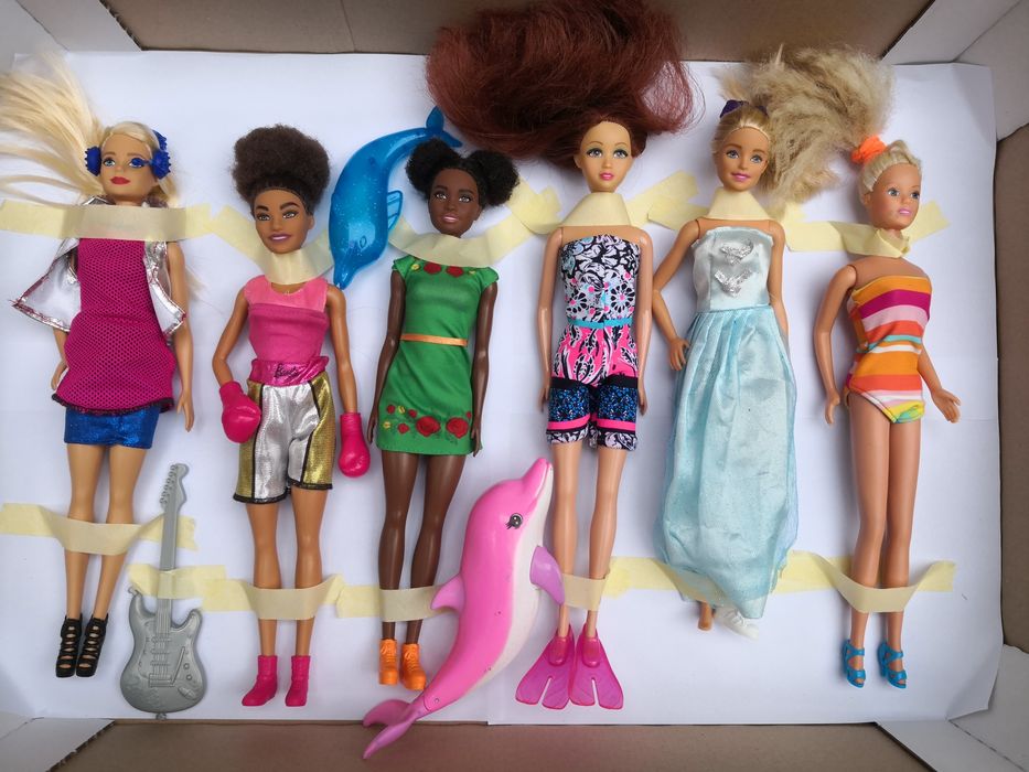 Barbie lalki komplet 6 lalek i 2 delfiny