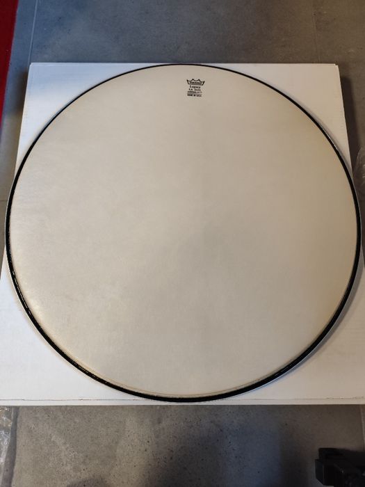 Naciąg perkusyjny 22" Remo Legacy La Bass