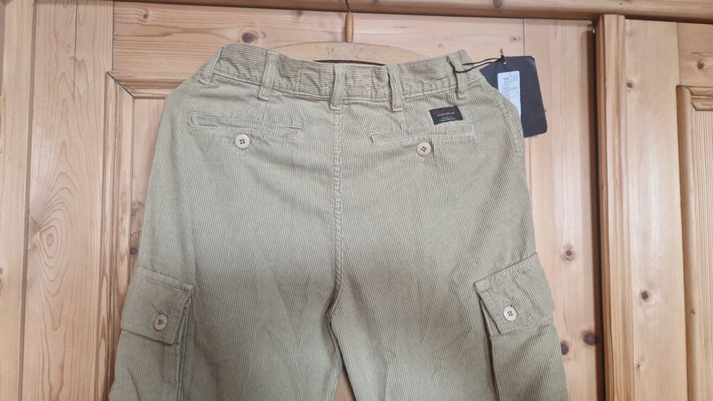 bojówki sztruks khaki 34