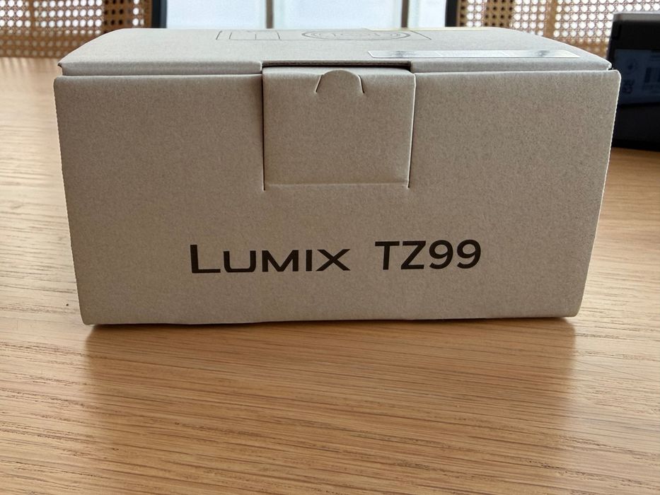 Máquina fotográfica Panasonic Lumix TZ99