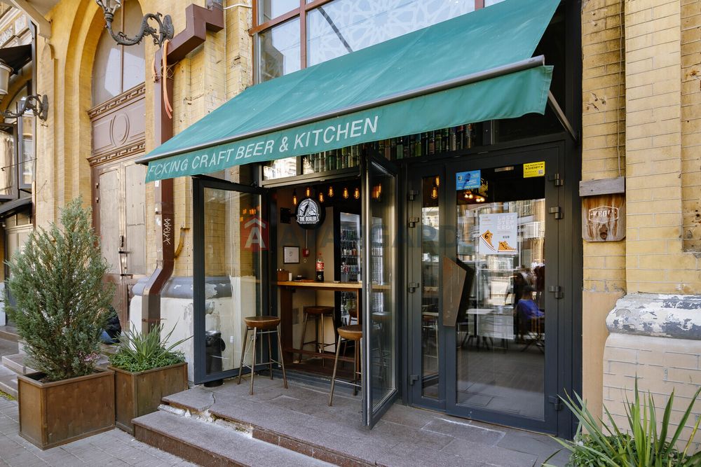 Готовий бізнес Ресторан-ПАБ центр Києва, на Бесарабці БЕЗ %