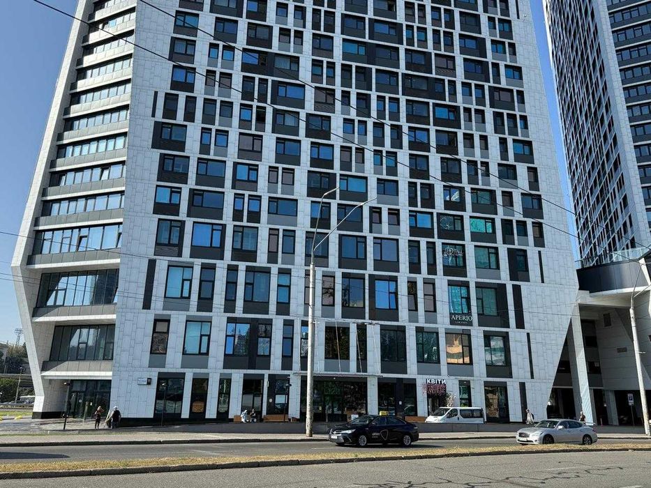 Теплий офіс 120 кв.м, пр. Берестейський 11, Manhattan, метро