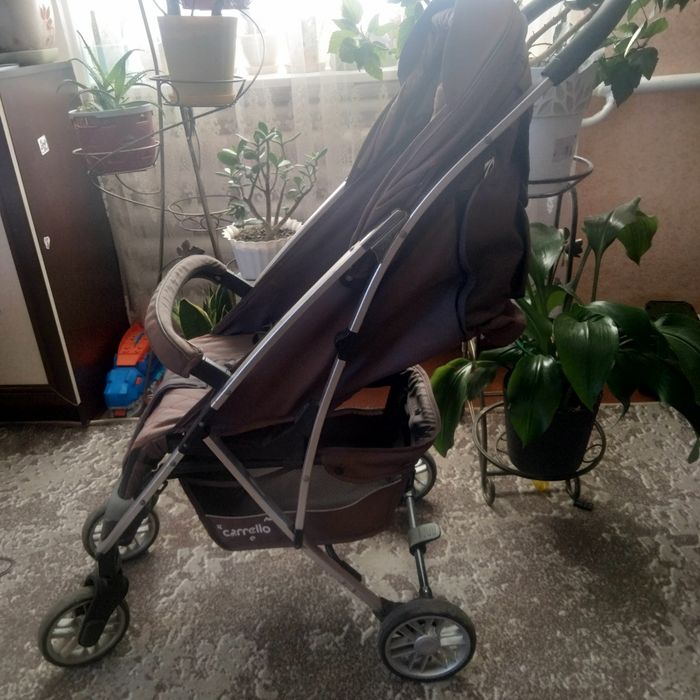 Коляска для прогулянок