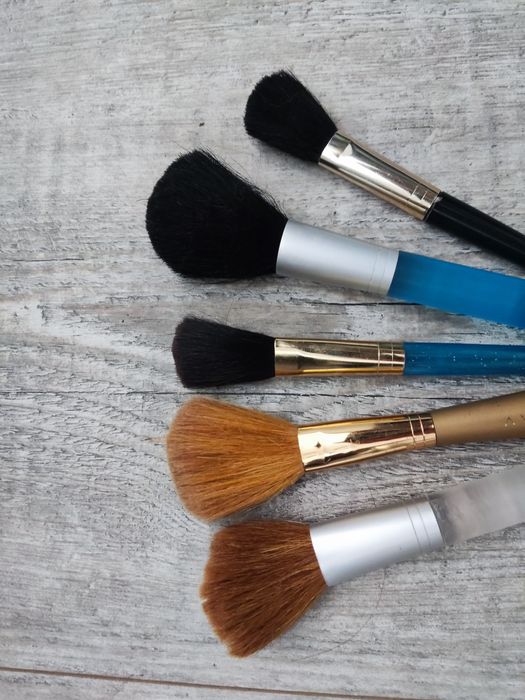 Zestaw pędzli do makijażu 5 sztuk do pudru bronzera różu