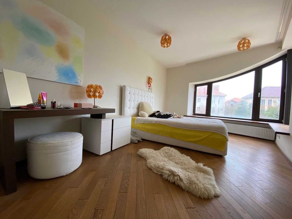 Продажа шикарного дома в Совиньоне