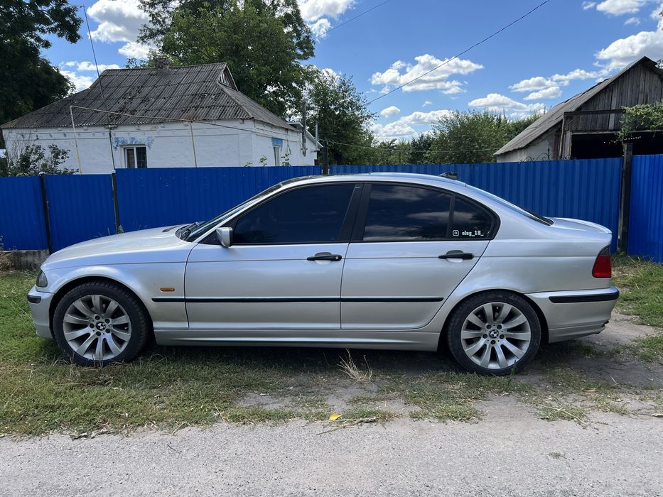 Продам  бмв е 46