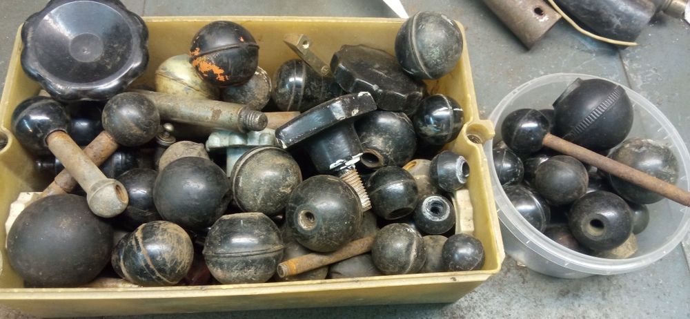 Кульки на ричаги станків. Шаріки на станки.