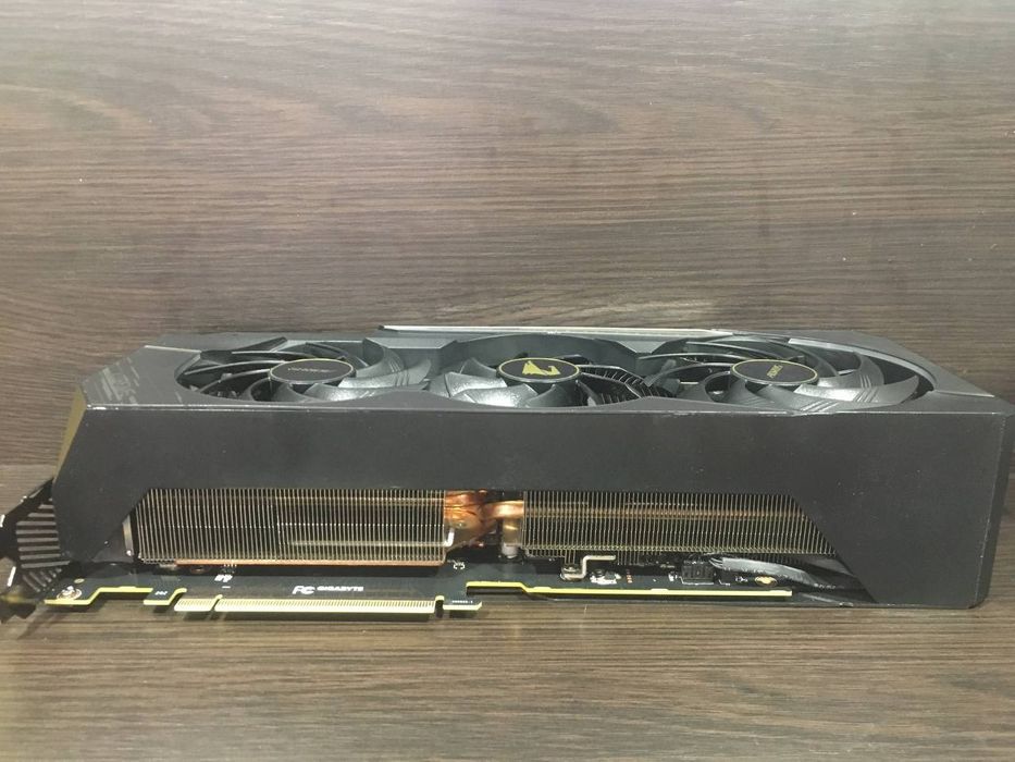 Видеокарта RTX 3080 Aorus Xtreme