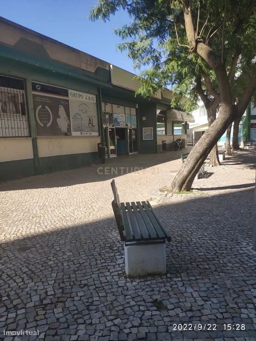 Loja - Centro Comercial da Sobreda