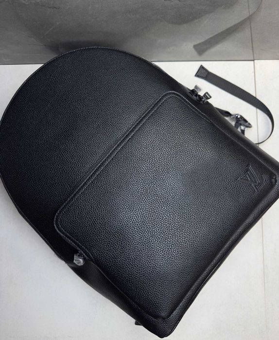 Рюкзак Louis Vuitton Discovery Work Чорна Шкіра оригінал / Луи Виттон рюкзак оригинал