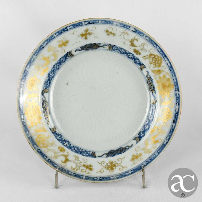 Par Pratos porcelana da China “bianco sopra bianco” Qianlong séc XVIII