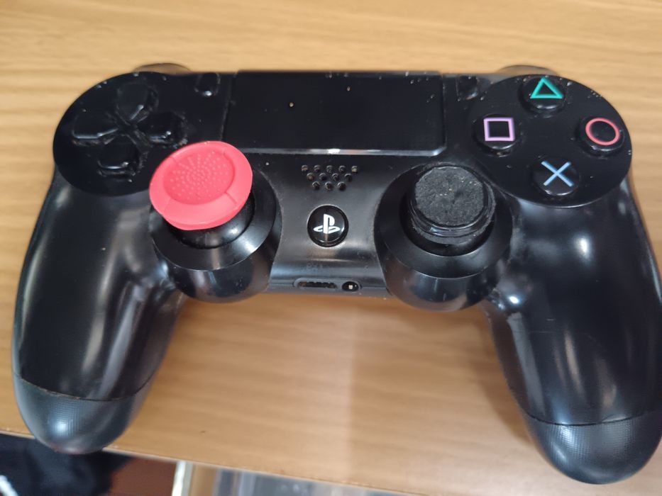 Ps4 controller..