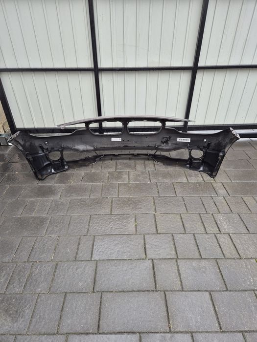 Zderzak przód przedni bmw serii 3 f30 luxury sport line pod pdc rok 12