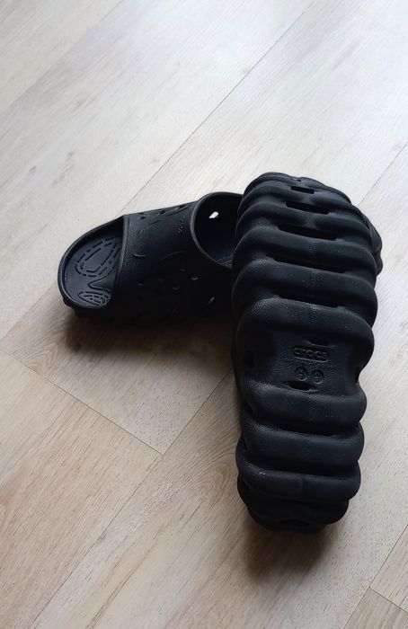 Crocs Echo Slide.