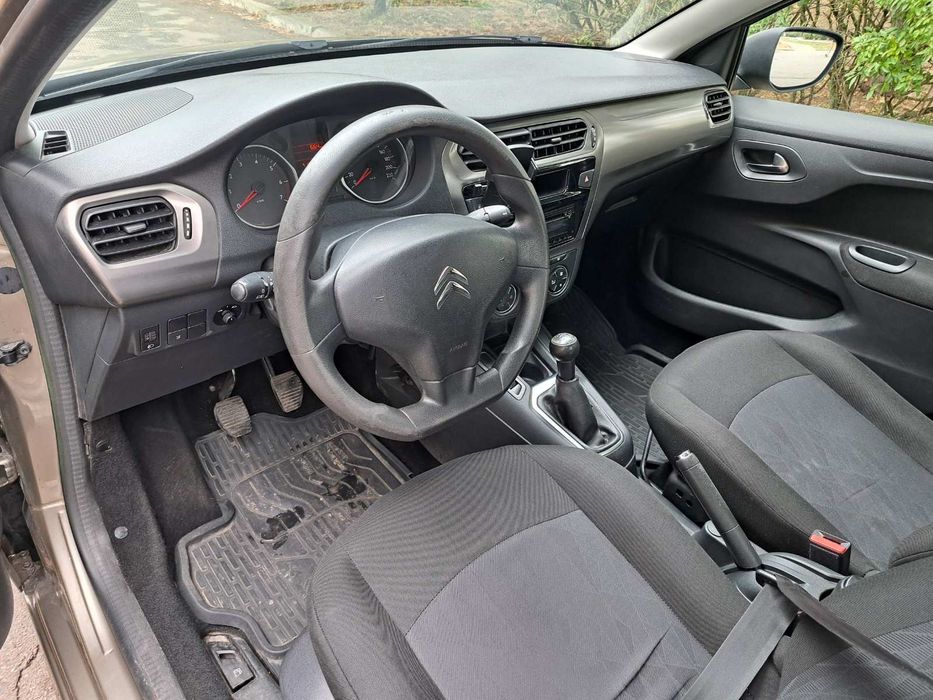 Продам экономное авто