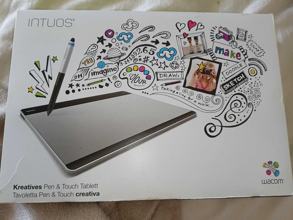 Графічний планшет Wacom Intuos Medium (CTH-680S) • Повний комплект!