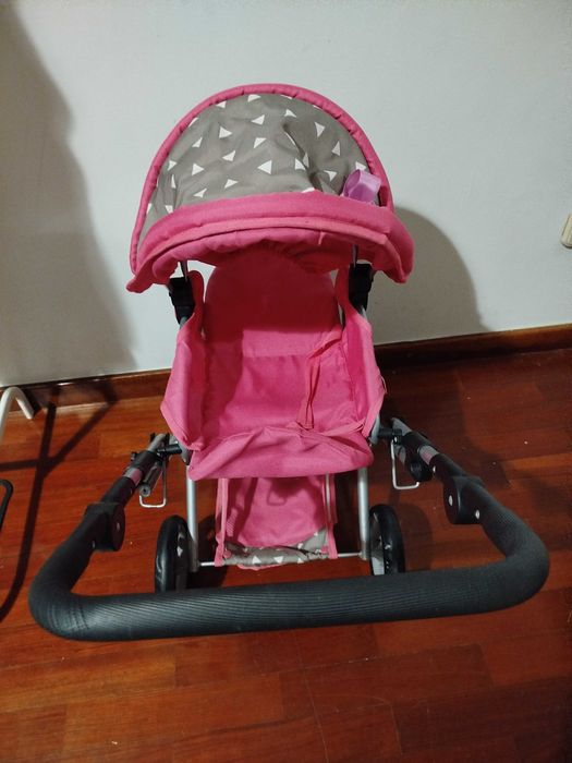 Carrinho de boneca