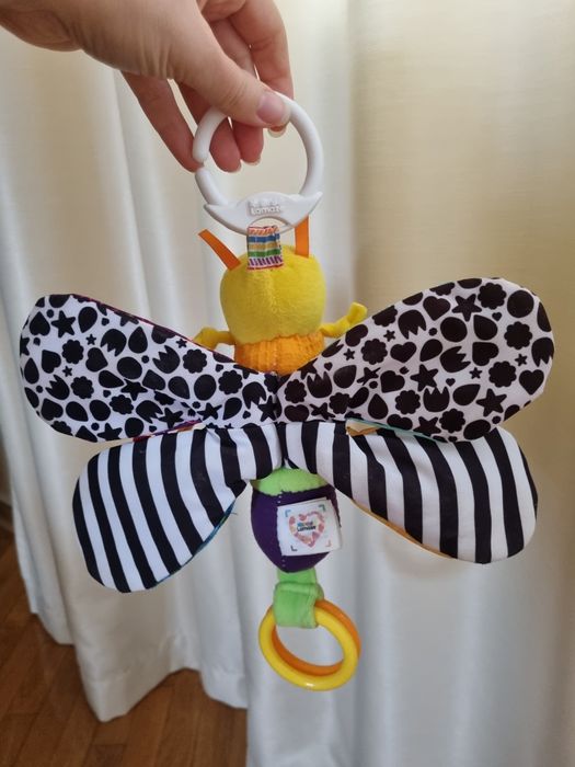 М'яка іграшка підвіска Lamaze метелик прорізувач