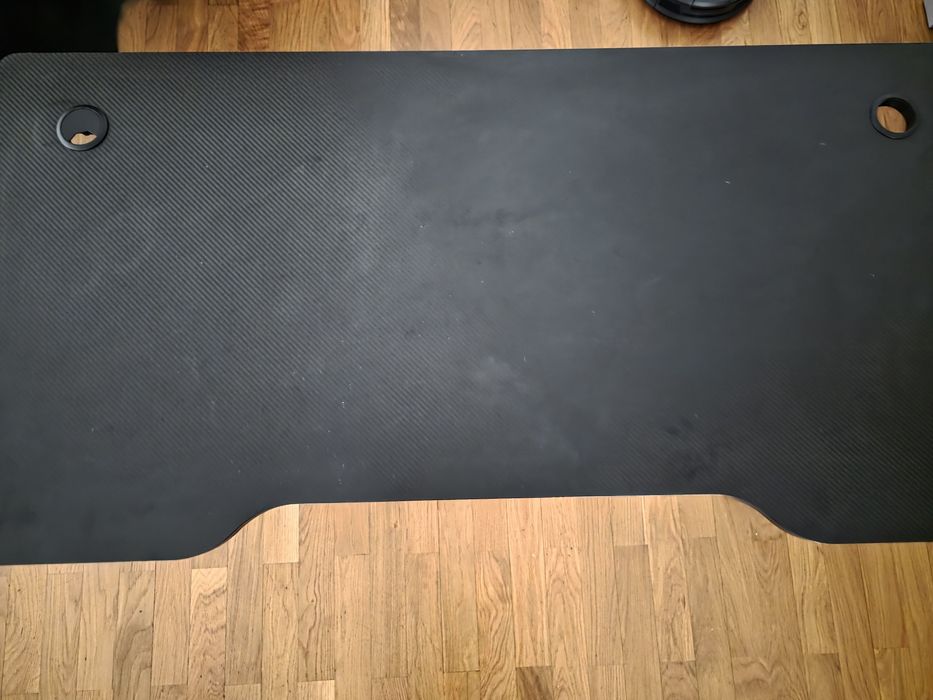 Mesa secretária preta