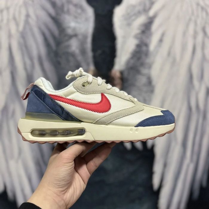 кроссовки Nike Air Max Dawn