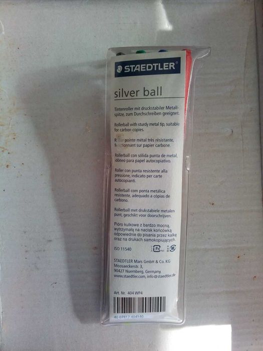 Esferográficas Staedtler de ponta metálica fina, NOVAS!