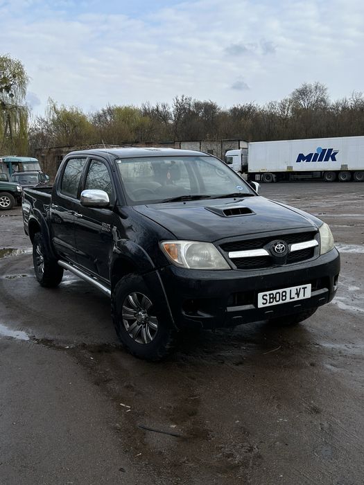 Toyota Hilux 2008 року 3.0 дизель